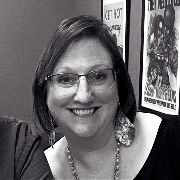 Meet your Posher, Meredith - Picture 1 of 1